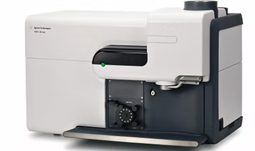 Espectrômetro de emissão atômica por plasma de microondas (Modelo MP-AES-4200)